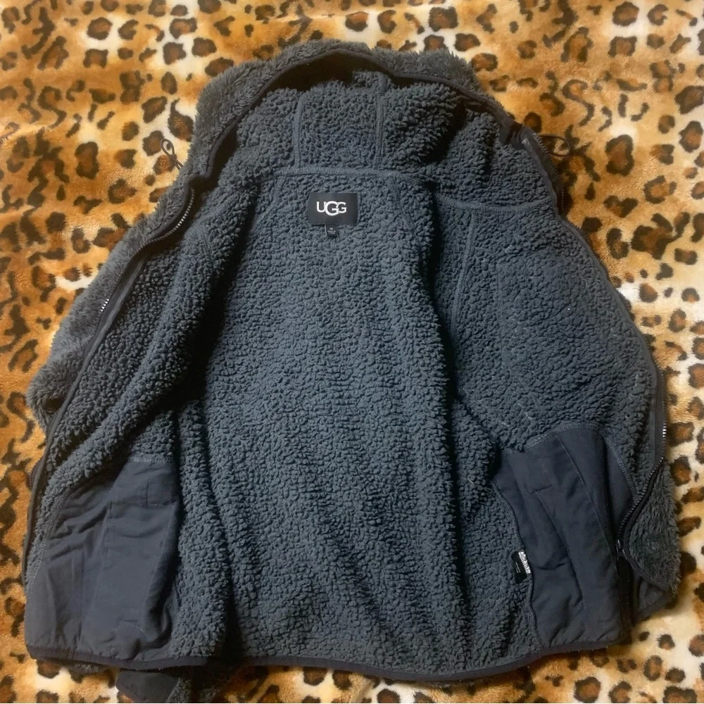 UGG Charcoal Fleece Jacket hoodie size XS women’s - Picture 5 of 8